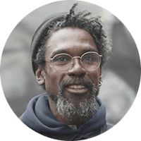 Portrait of artist Elicser Elliott